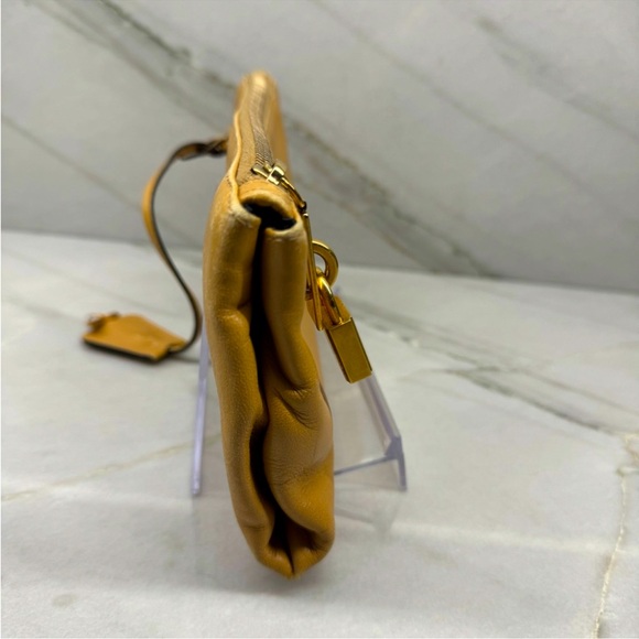 Low start-💎Prada Milano Leather Vintage Lock & Key Clutch with COA - Picture 8 of 13